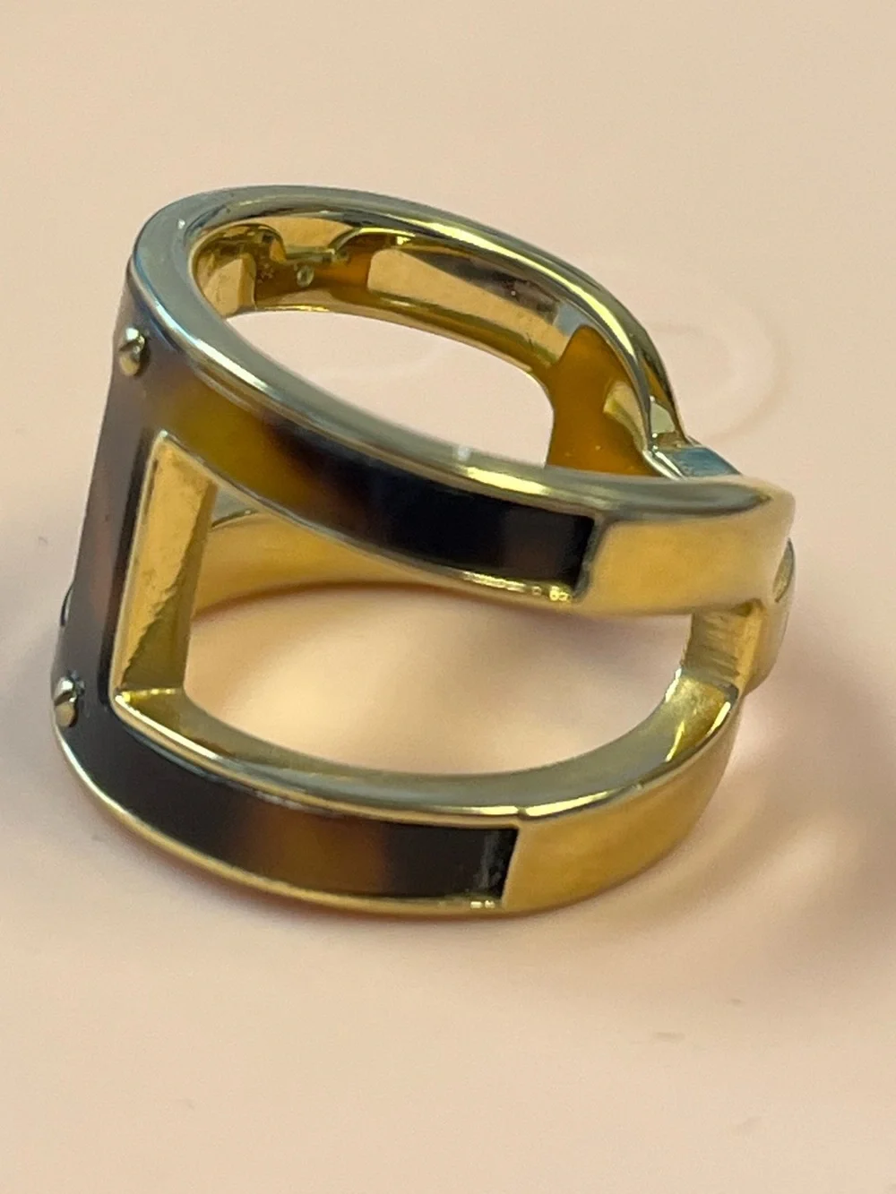 Michael Kors Gold Tone Tortoise Shell Acetate Cage Double Band Ring Size 7